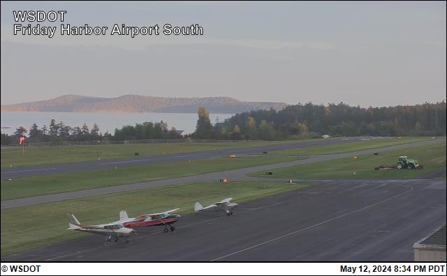 Friday Harbor Airport Looking S