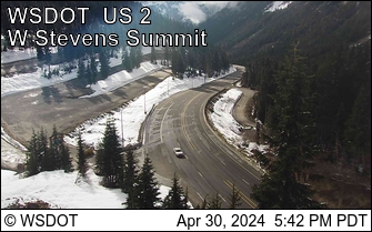 Steven's Pass road conditions and parking web cam looking toward the west