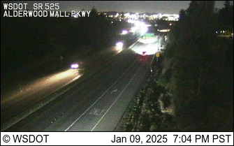 SR 525 at MP 0.9: Alderwood Mall Pkwy