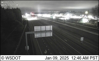 I-5 at MP 123.1: Maple St SW