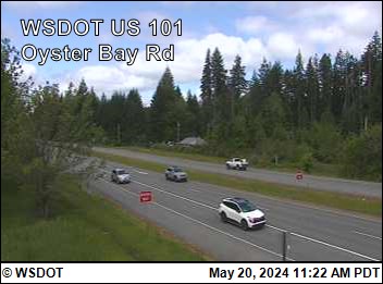 Traffic Cam US 101 at MP 359: Oyster Bay Rd.
