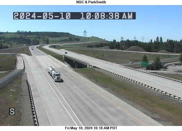Traffic Cam US 395 NSC at MP 164.5: NSC 395  & Parksmith