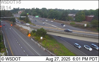 Camera 1267: I-5 at MP 0.5: SR 14 Interchange